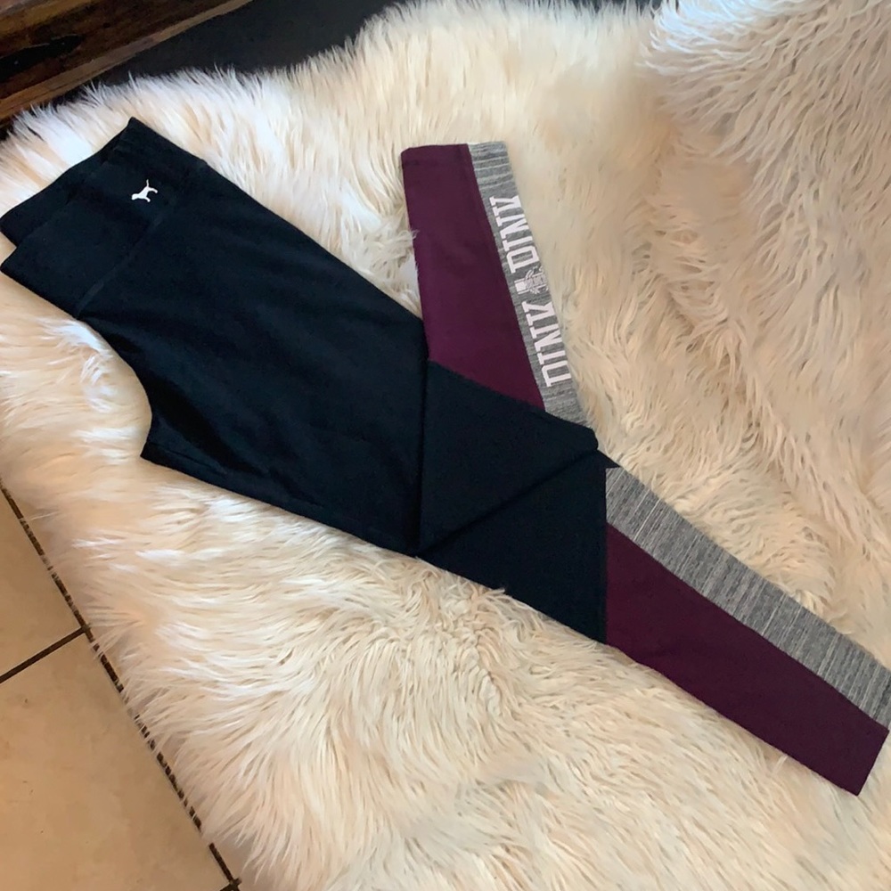 Victoria’s Secret  pink yoga legging sz m